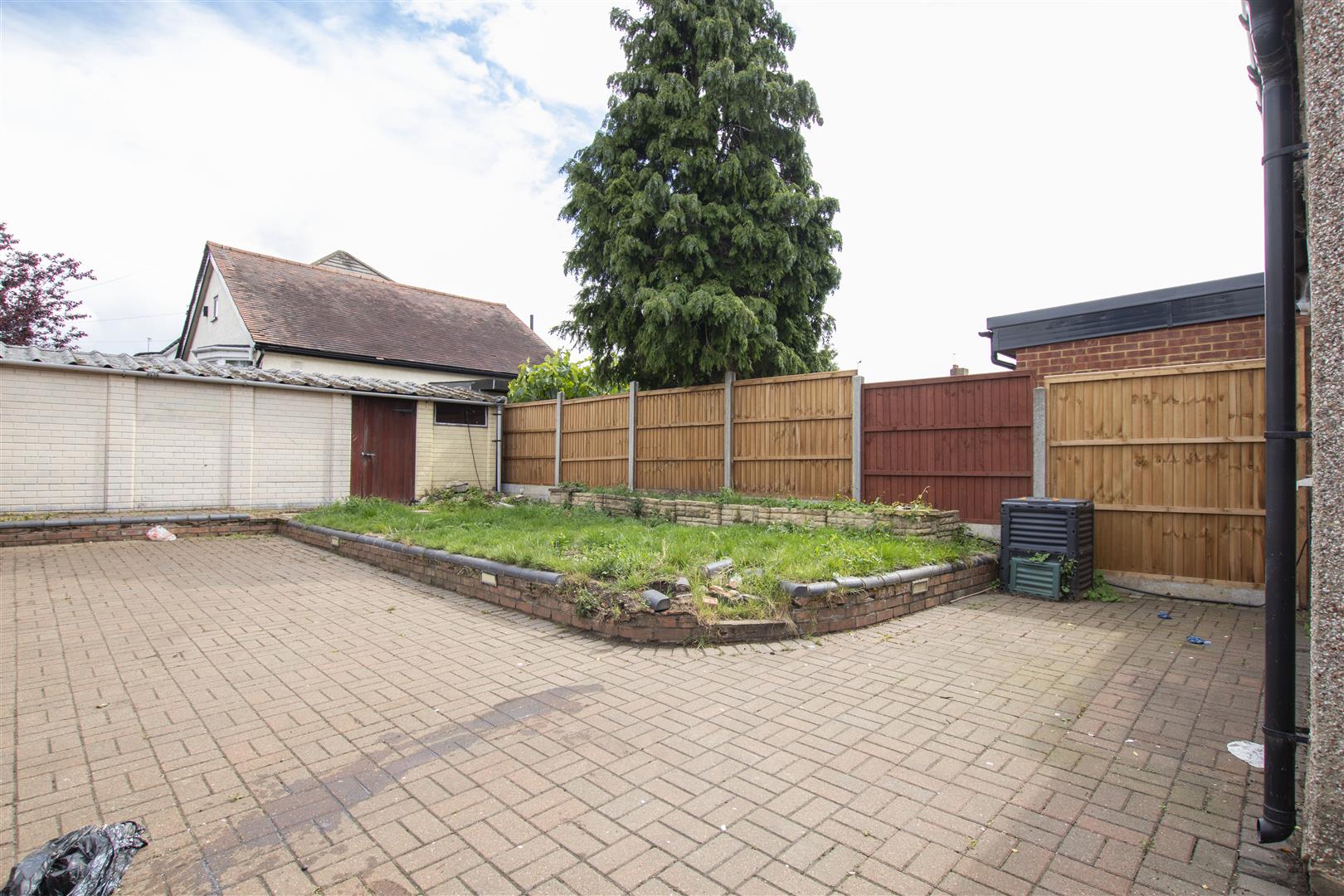 Carterhatch Lane, Enfield Lanes Estate Agents